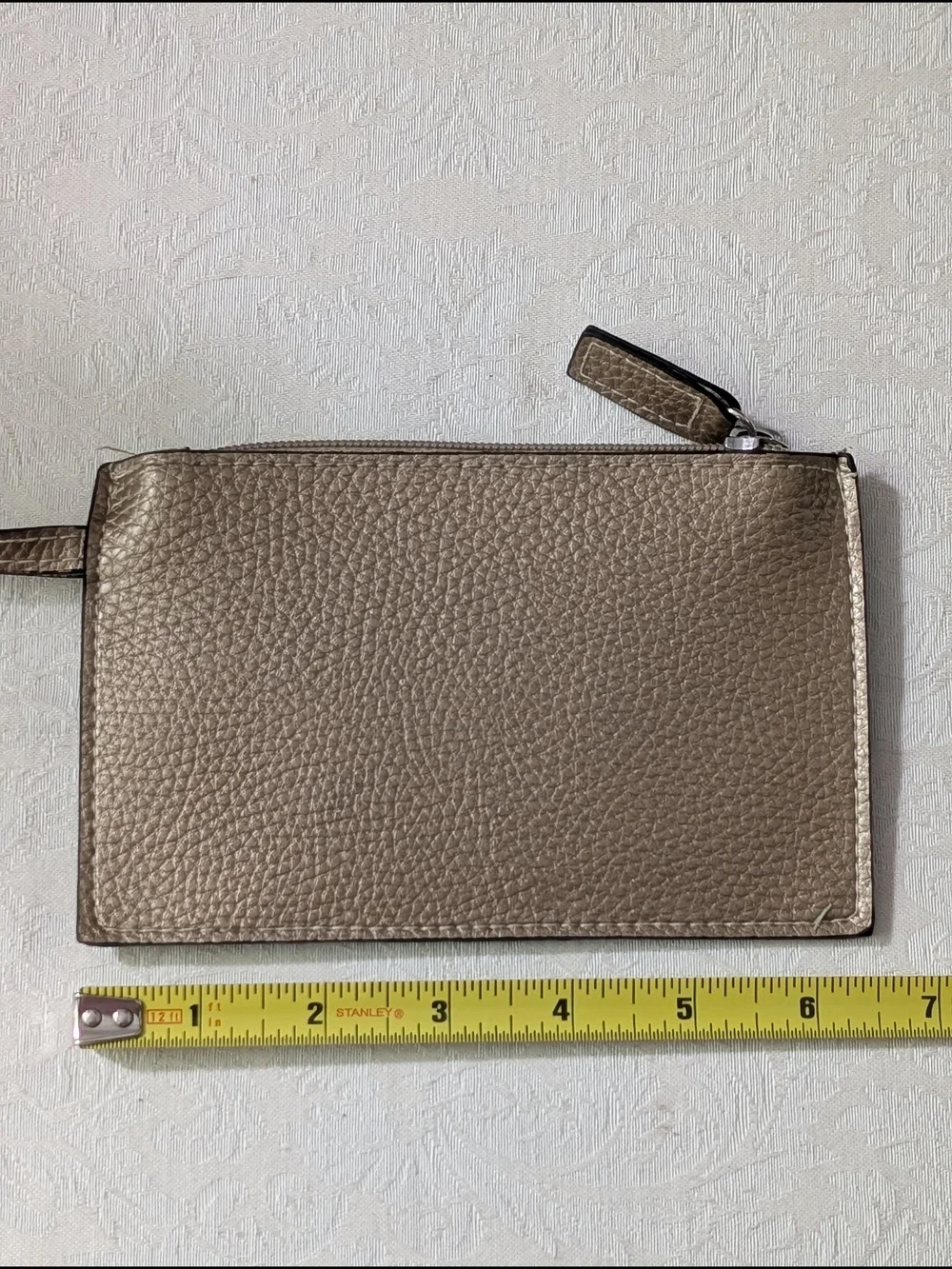 Style & Co Gold Women's Wristlet Wallet Zip Pouch Logo Plate Wrist Strap Solid